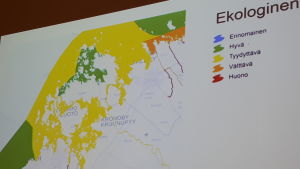 Vattnen i närheten av det aktuella området där fiskodlingen ska placeras har en ekologisk status som klassas som måttlig och kan troligen påverkas. Karta över vattens ekologiska status i Jakobstadsregionen.