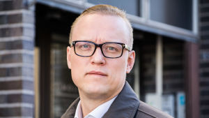 Jukka-Pekka Ujula litar på att få in pengar i stadens kassa via Sköldvikföretagen. Arkivbild. Jukka-Pekka Ujula