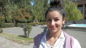 Pertjuhy Kazjojan Pertjuhy Kazjojan vid Women's Support Center i Jerevan, Armenien