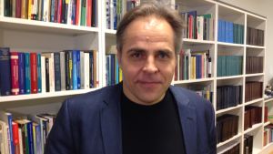 Mika Maliranta vid näringslivets forskningscentral Etla. Mika Maliranta, forskningsdirektör på Näringslivets förskningsinstitut Etla