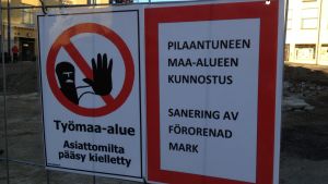 Det kan dröja innan det går att parkera på Krämaretorget. Krämaretorget i Borgå saneras