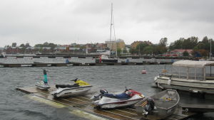 September är lågsäsong i Hangö. Hangö gästhamn (Östra hamnen) september 2016.