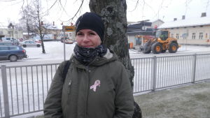 Teija Löfholm. Teija Löfholm är ordförande för Jakobstadsnejdens Djurvänner r.f.