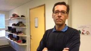 Rektor Jan-Erik Holmkvist. Jan-Erik "Janne" Holmkvist, rektor för Söderkulla skola.