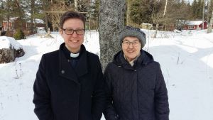 Prästkollegorna Malin Lindblom och Ulla Östman. Prästkollegorna Malin Lindblom och Ulla Östman.