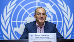 WHO:s krisoperationschef Peter Salama varnar för att ebolautbrottet i Kongo-Kinshasa snabbt kan spridas utom kontroll WHO:s krisoperationschef Peter Salama varnar för att ebolautbrottet i Kongo-Kinshasa snabbt kan spridas utom kontroll