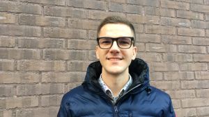 Enligt Fredrik Ahlström, ordförande för Medicinarklubben Thorax rf, har undervisningen i hur läkare bemöter patienter blivit ett större fokus i läkarutbildningen. Bild på Fredrik Ahlström, ordförande för Medicinarklubben Thorax rf.