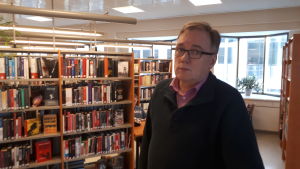 Biblioteksdirektör Leif Storbjörk. Biblioteksdirektör Leif Storbjörk i Jakobstad