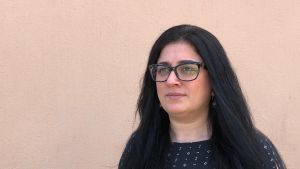 Shakiba Adil ska ordna workshopar om fred och konfliktlösning för ungdomar i Kabul. Shakiba Adil, bosatt i Finland, ska ordna workshopar om fred och konfliktlösning för ungdomar i Kabul.