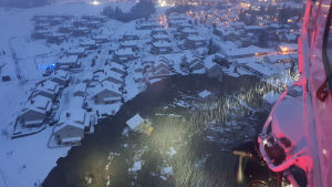 Hus i fara vid det svarta hålet Jordskred i Norge. Ask, Gjerdrum 30.12.2020