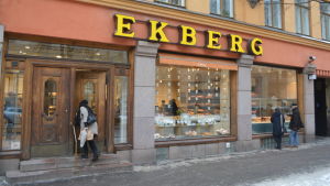 Ekberg har inte fått röra exteriören på konditoriet eftersom det ska bevaras, men insidan har de fått ändra hur de vill. Exteriören av Café Ekberg.