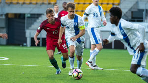 Saku Ylätupa har varit en viktig kugge i juniorlandslagen. Saku Ylätupa.