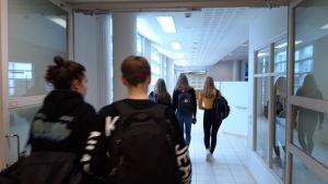 Elever i Karleby svenska gymnasium.