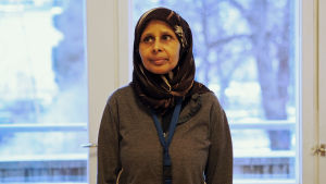 Inom forskningsområdet islamisk feminism samarbetar Al-Sharmani med med forskare och universitetsavdelningar i många länder, bland annat i Sydafrika, Storbritannien, USA och Norden. Porträtt på akademiforskaren Mulki Al-Sharmani.