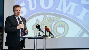Harri Nummela leder hockeyförbundet. Harri Nummela leder hockeyförbundet.