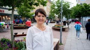 Marika Sundqvist-Karlsson Marika Sundqvist-Karlsson vid Ålands arbetsmarknads- och studieservicemyndighet säger att äventyret och att skaffa erfarenhet är en viktiga orsaker till att sommarjobbare söker sig till Åland.