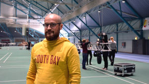 Martin Enroth. Martin Enroth, verksamhetsledare för De ungas musikförbund i Svenskfinland (Dunk), är huvudarrangör av Skolmusik 2017.