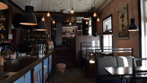 I restaurangen finns en bar och ett diskotek. Restaurang Kliffa&Klubi i Borgå