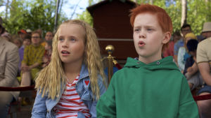 Åhå! 10 år efter den första filmen om Risto Räppääjä är det dags för film nummer åtta - med Silmu Ståhlberg och Lumi Kallio i huvudrollerna. Silmu Ståhlberg och Lumi Kallio som Risto och Nelli i Risto Räppääjä ja pullistelija.