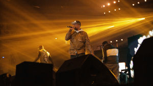 Hiphop-gruppen Wu-Tang Clan på scen i Helsingfors ishall. Wu-Tang Clan -yhtye keikalla Helsingin jäähallissa.