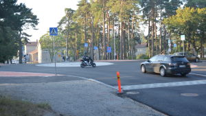 Det gäller att hitta lösningar som är smidiga och säkra för bilister, mopeder, cyklister och fotgängare. rondell
