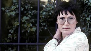 Den ungerska författaren Ágota Kristóf skrev Den stora skrivboken redan 1986 Den ungerska författaren Ágota Kristóf.