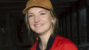 Guld-Gabriela. Fyra guldbaggar för första filmen och andra filmen redan kallad "årets bästa svenska film". Regissören Gabriela Pichler.
