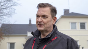 Kim Rosqvist (SFP) från Pyttis kommunfullmäktige säger att utläggningen av vårdtjänsterna har gett kommunen möjligheter att göra investeringar Kim Rosqvist, RKP, Kunnanhallitus, kunnanvaltuusto / 10.11.2020 Pyhtää