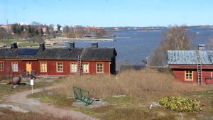 Utsikten från Stora Räntan mot Brunnsparken. Huset till vänster hör till fastighetsskötarens familj. Utsikten från Stora Räntan mot Brunnsparken.