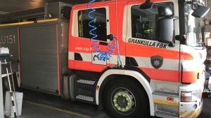 Det var brandbilarna som lockade till verksamheten. Släckningsbil, Grankulla FBK