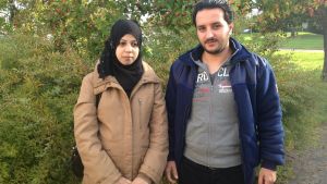 Abeer och Akram Alzoubi en månad efter att de anlänt till Finland 2014. Abeer och Akram Alzoubi anlände till Kronoby 2.9.2014.