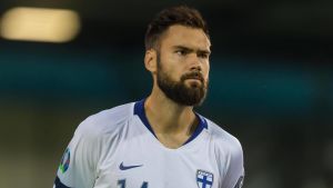 Tim Sparv spelar till vardags i FC Midtjylland. Tim Sparv.