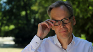 IT-företagaren Arnö har bott i München sedan 2006 och sammanlagt har det blivit nästan 20 år i Tyskland. IT-företagaren Kaj Arnö i parken Englischer Garten i München