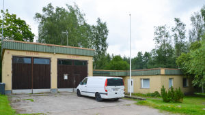 Illby FBK:s verksamhet i den gamla brandstationen upphörde 2017. En tomt med ett hus.