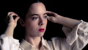 Johanne Lykke Holm är en av Sveriges två kandidater till Nordiska rådets litteraturpris 2021. Författaren Johanne Lykke Holm.
