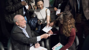 Joseph Stiglitz, världsberömd ekonom Ekonomisti Joseph Stiglitz esiintymässä Lyonissa Ranskassa 6.11.2019