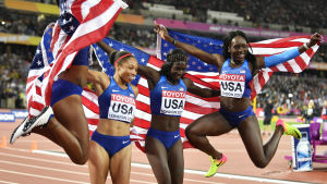 USA:s stafettlag på 4x100 meter, Aaliyah Brown (t.v.) Morolake Akinosun, Allyson Felix och Tori Bowie, VM 2017.