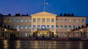Tänäkin vuonna Yle välittää juhlat kanavillaan itsenäisyyspäivänä 6. joulukuuta. Lähetyksissä seurataan suorana itsenäisyyspäivän viettoa niin Presidentinlinnassa kuin eri puolilla Suomeakin. Luvassa on juhlalähetyksen lisäksi tuttuun tapaan Kohti Linnan juhlia -lähetys sekä Linnan jatkot. Presidentinlinna juhlavalaistuksessa