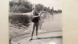En baddare till gädda på svirvel på 1950-talet. En stor gädda på svirvel på 1950-talet i Ingå skärgård.