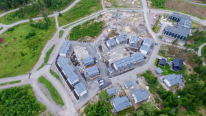 Majberget är ett område i Borgå som sysselsatt Seija Kindstedt (arkivbild). Flygbild över Borgå.