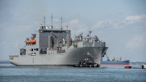 Försvarsministeriet Pentagon beordrade över 30 krigsfartyg att lämna flottbasen i Norfolk i Virginia Försvarsministeriet Pentagon beordrade över 30 krigsfartyg att lämna flottbasen i Norfolk i Virginia
