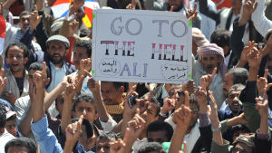 Folkresningen tvingade efter flera månaders oroligheter Saleh att avgå. Demonstrationer mot Ali Abdullah Saleh år 2012.