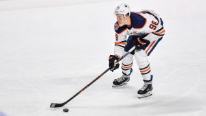 Jesse Puljujärvi har kört fast i Edmonton. Jesse Puljujärvi.