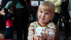 I pysselhörnan kunde man också pyssla en egen BUU-stämpel. BUU-dagen i Hfors 2019.