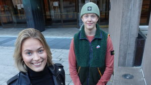 Hilda Jungar och André Kultanen studerar till lärare vid Helsingfors universitet. Studerande Hilda Jungar och André Kultanen