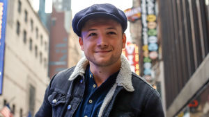 Här ser vi Taron Egerton när han medverkar i tv-programmet Good Morning America. Egertons mest uppmärksammade film har inte ens nått vita duken ännu, han spelar Elton John i filmen Rocketman som släpps senare i år. Taron Egerton.
