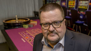 Hannu Rinkinen, chef för ansvarsfullt spelande på Veikkaus ser framemot att utveckla chattfunktioner för att ingripa i problemspelande Hannu Rinkinen , vastuullisen rahapelaamisen päälikkö