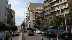I de här kvarteren i Beirut ligger det nuvarande föribndelsekontoret som i mars ska uppgraderas till ambassad. Kvarteret där Finlands ambassad kommer att finnas i Beirut
