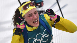Hanna Öberg har kapacitet att vinna världscupen Hanna Öberg firar OS-guld i Pyeongchang.