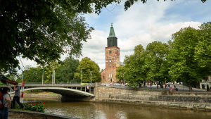 Sjöleden invigs i Åbo domkyrka. Turun tuomiokirkko ja Aurajoki
